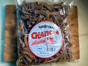 Гренки черные со вкусом сметаны и лука: Снапсы хворост 