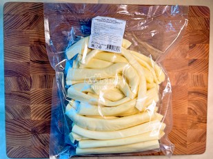 Арахис в глазури: Сырный продукт ФЕРМЕРСКИЙ охота белая