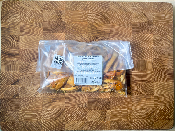 Сыр 150 гр ГОРНЫЙ СЫРОВАР (Ассорти копчёный с укропом и чесноком) в Туле