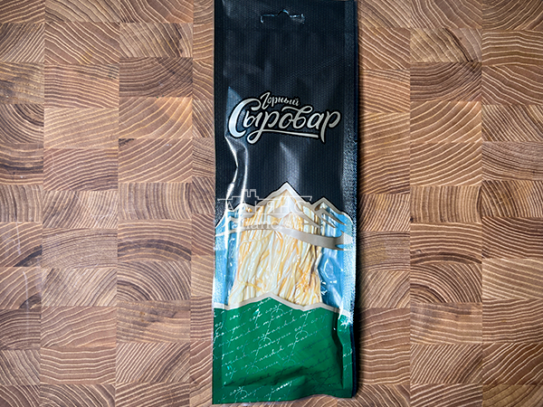 Сыр 60 гр ГОРНЫЙ СЫРОВАР (Паутинка копчёная) в Туле