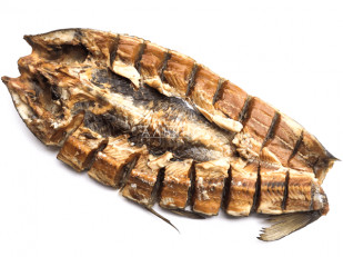 Пелядь вяленая крупная потрошеная: Сом (бабочка) холодного копчения